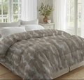 Larissa Double Quilt in Cotton with Feather Print 270x270 cm 