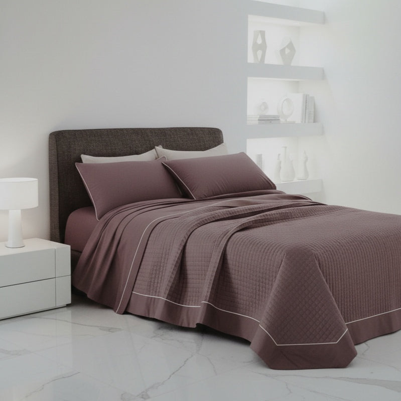 Trapuntino Matrimoniale LAGOM - Percalle Puro Cotone con Piping Artigianale