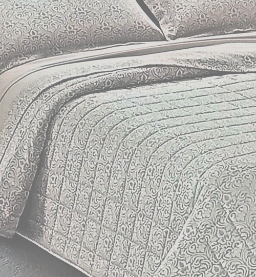 Zaira Bed Set – Jacquard Bedspread + Cotton Bed Set