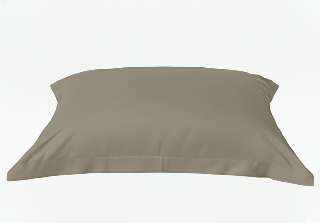 Pair of 200 Thread Count Percale Cotton Pillowcases for Bed 