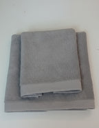 Set Spugna Linea Koet 1+1 - Asciugamano e Ospite in Cotone Idrofilo 550 g/m²