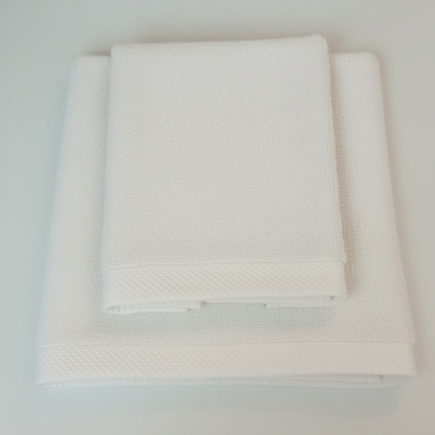 AREA - Set Spugna Asciugamano + Ospite Tinta Unita 100% Cotone