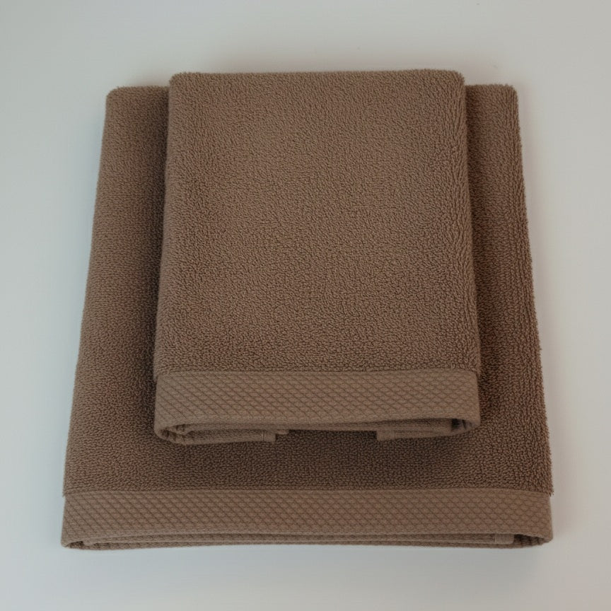 AREA - Set Spugna Asciugamano + Ospite Tinta Unita 100% Cotone